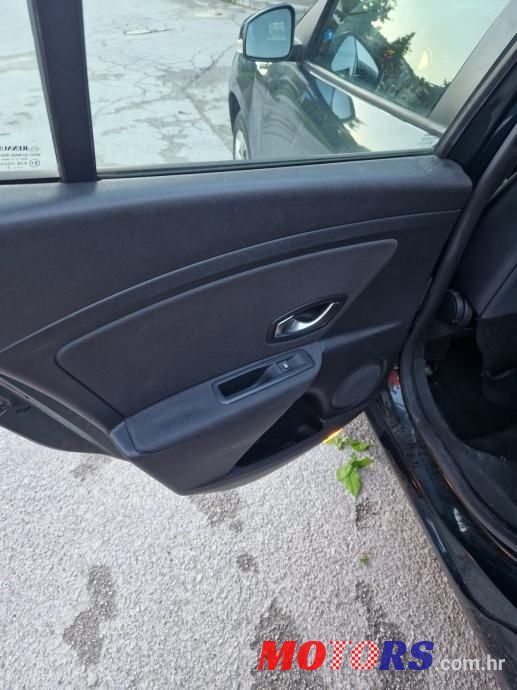 2010' Renault Megane 1,5 Dci photo #2