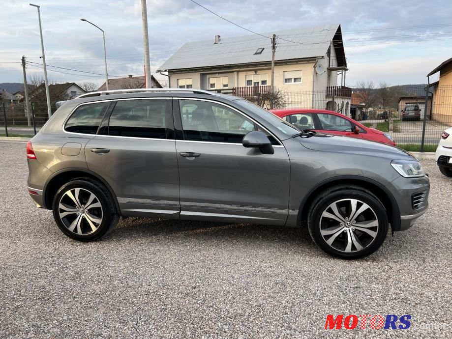 2016' Volkswagen Touareg V6 Tdi Bmt Tiptronic photo #3