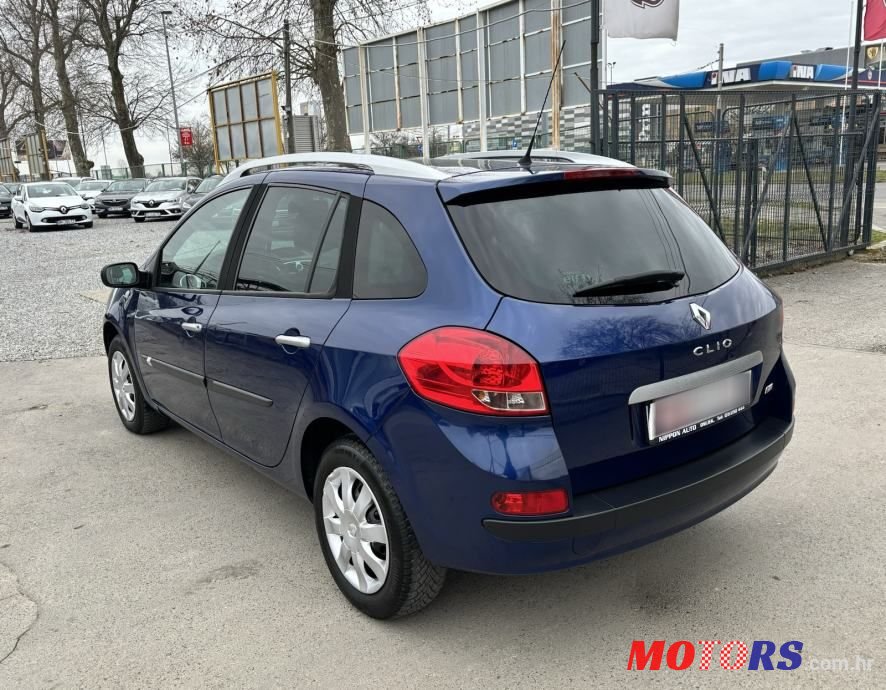 2008' Renault Clio 1,5 Dci photo #4