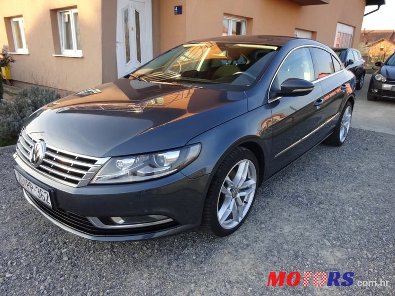 2013' Volkswagen Passat 2.0Tdi photo #2