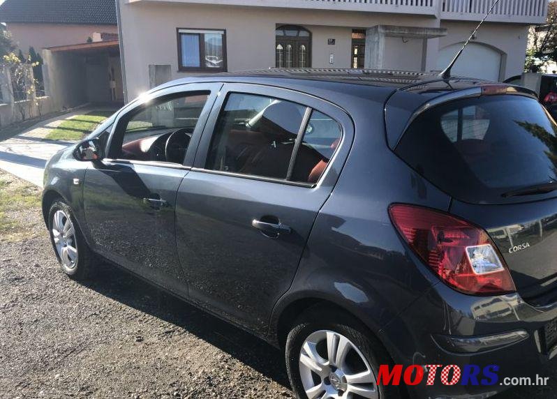 2009' Opel Corsa 1,3 Cdti photo #2