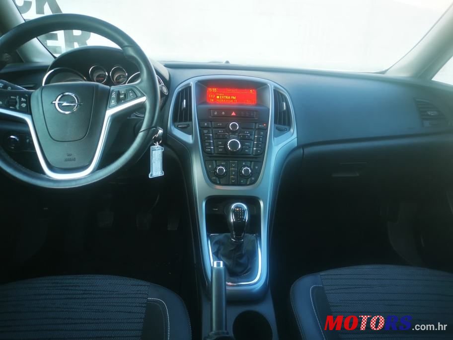 2016' Opel Astra 1,6 Cdti photo #6