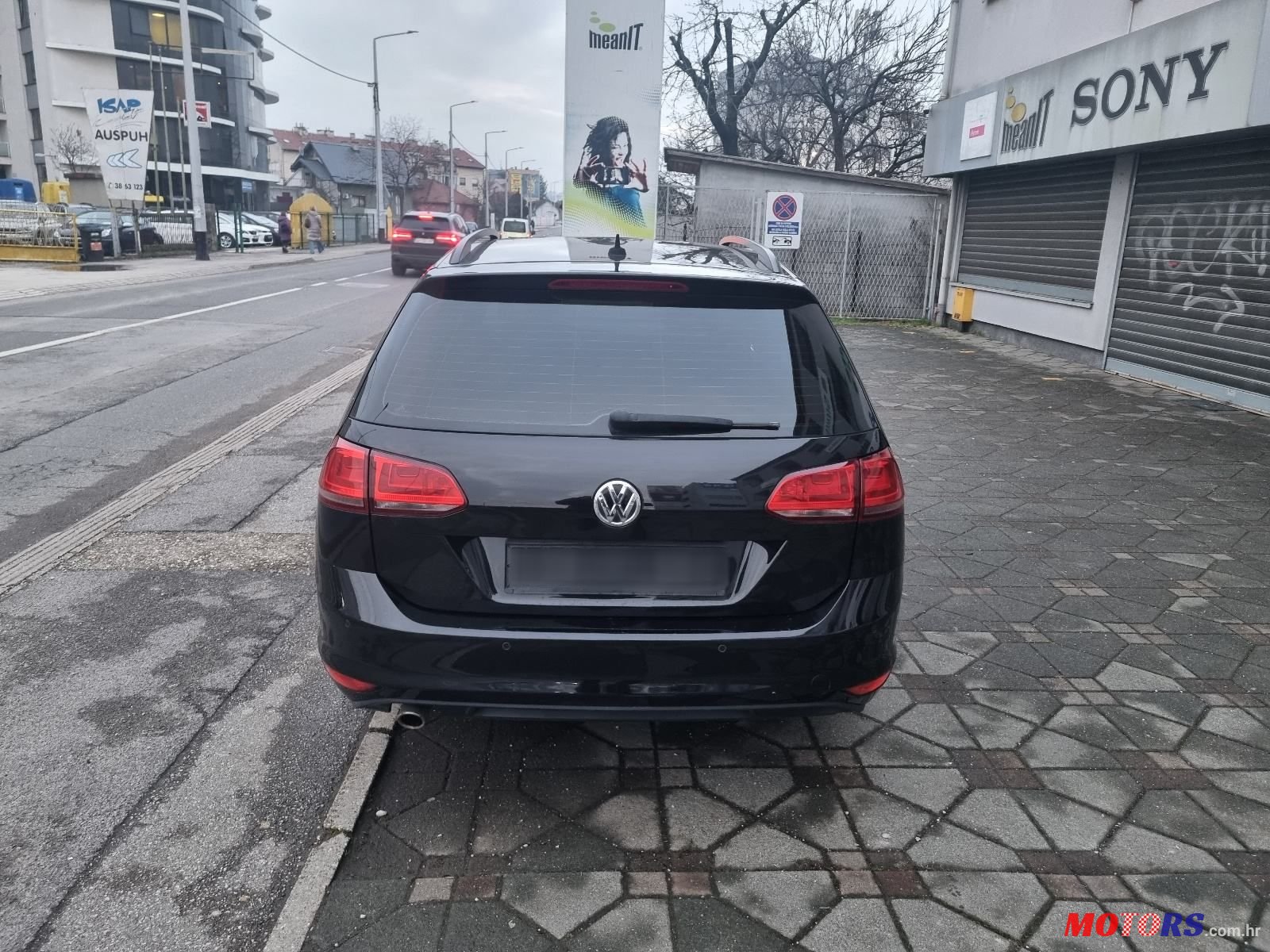 2015' Volkswagen Golf VII Variant photo #6