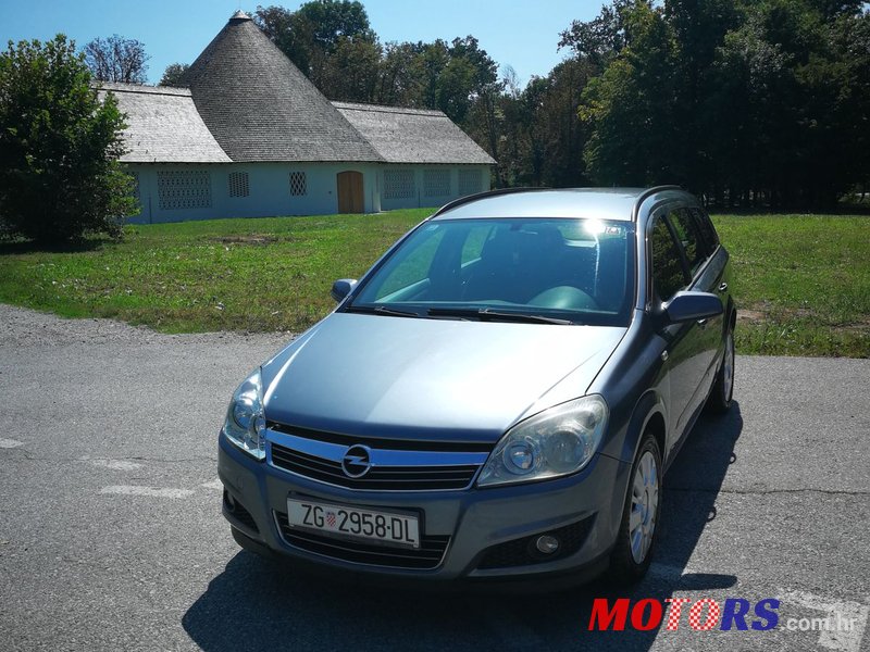 2007' Opel Astra H photo #1