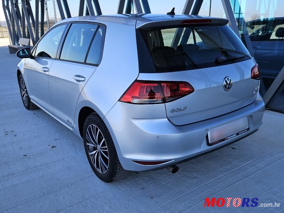 2014' Volkswagen Golf VII 1,6 Tdi Bmt photo #3