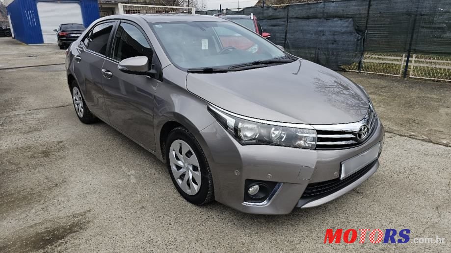 2015' Toyota Corolla 1,4 D-4D Sol photo #3