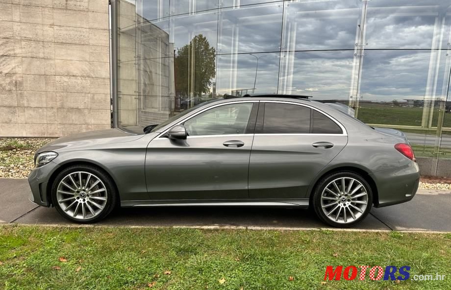2019' Mercedes-Benz C-Klasa 220 D photo #2