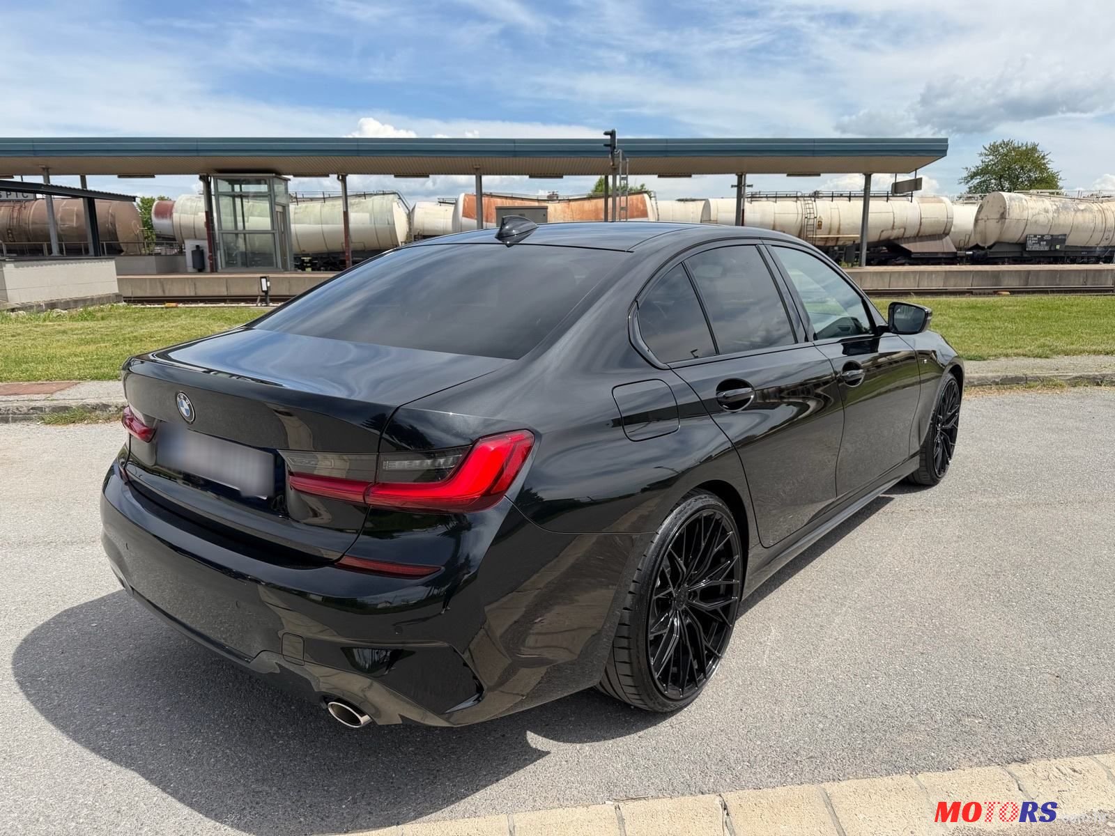 2020' BMW Serija 3 318D photo #3