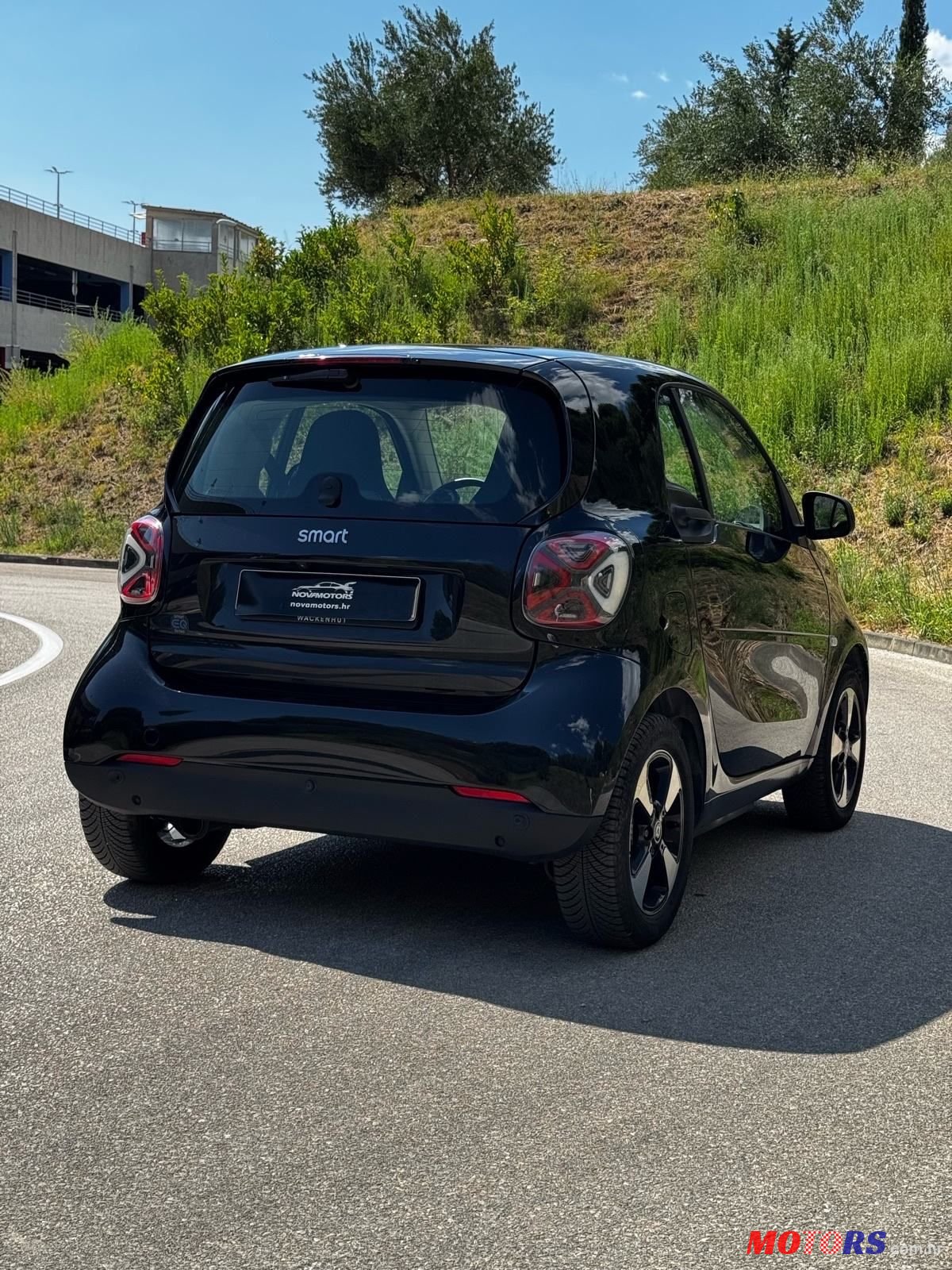 2021' Smart Fortwo Smart Eq photo #5