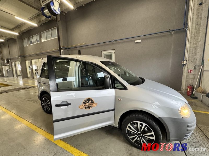 2009' Volkswagen Caddy 1,9 Tdi photo #3