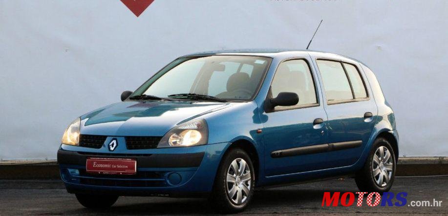 2002' Renault Clio 1,2 photo #2