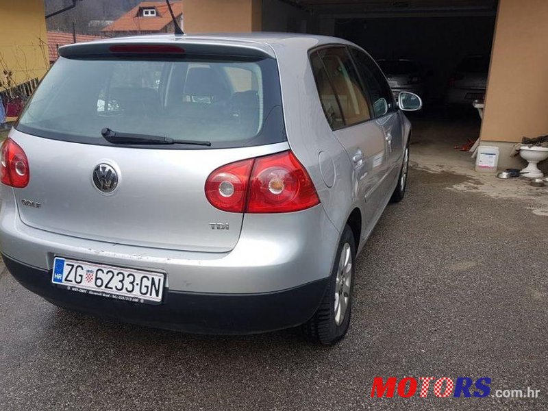 2008' Volkswagen Golf V 1,9 Tdi photo #2