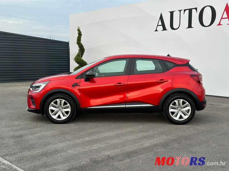 2021' Renault Captur Tce photo #2