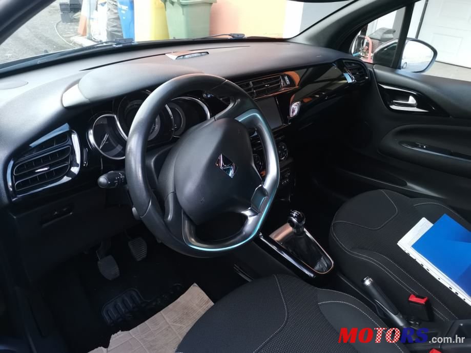 2013' Citroen DS3 photo #4