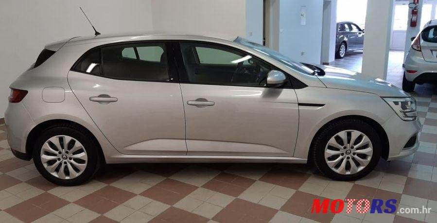 2017' Renault Megane Dci 90 photo #1