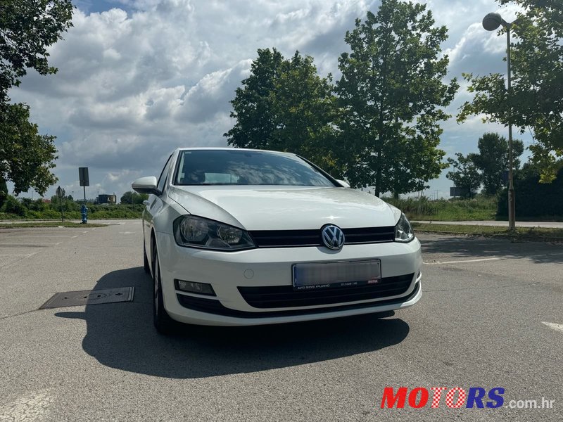 2016' Volkswagen Golf VII 1,6 Tdi Bmt photo #1