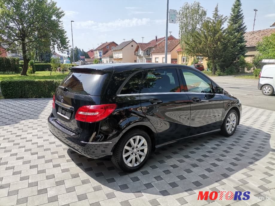 2013' Mercedes-Benz B-Klasa 180 Cdi photo #4