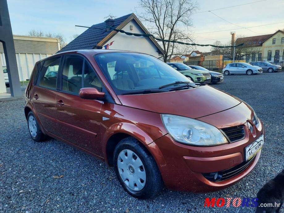 2008' Renault Scenic 1,5 Dci photo #5