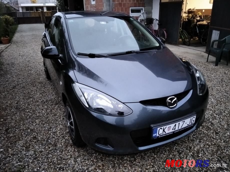 2008' Mazda 2 1,3 I Ce photo #2