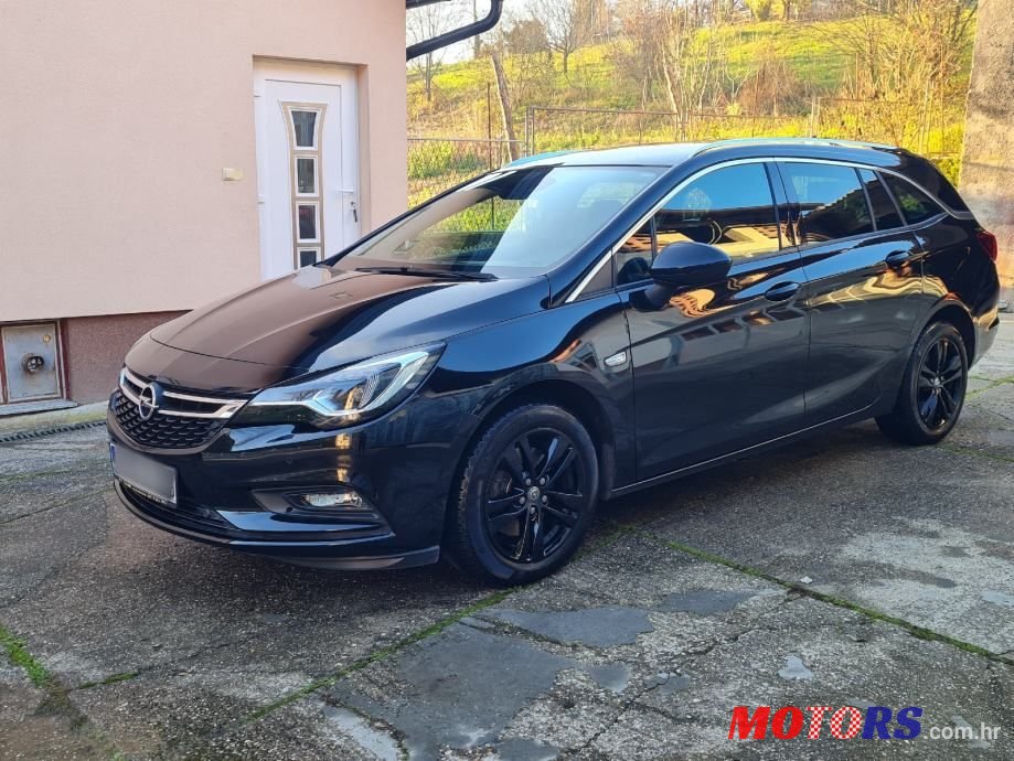 2018' Opel Astra 1.6 Cdti photo #2