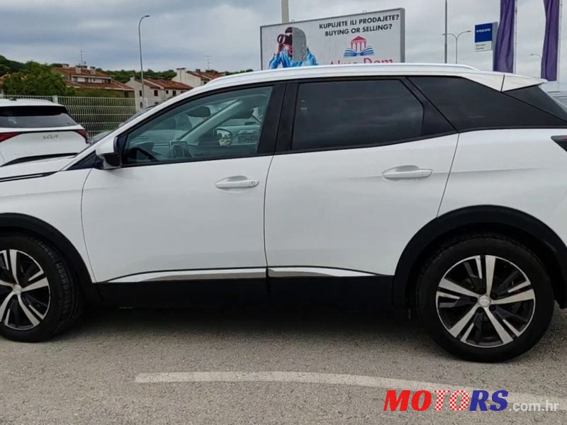 2016' Peugeot 3008 photo #5