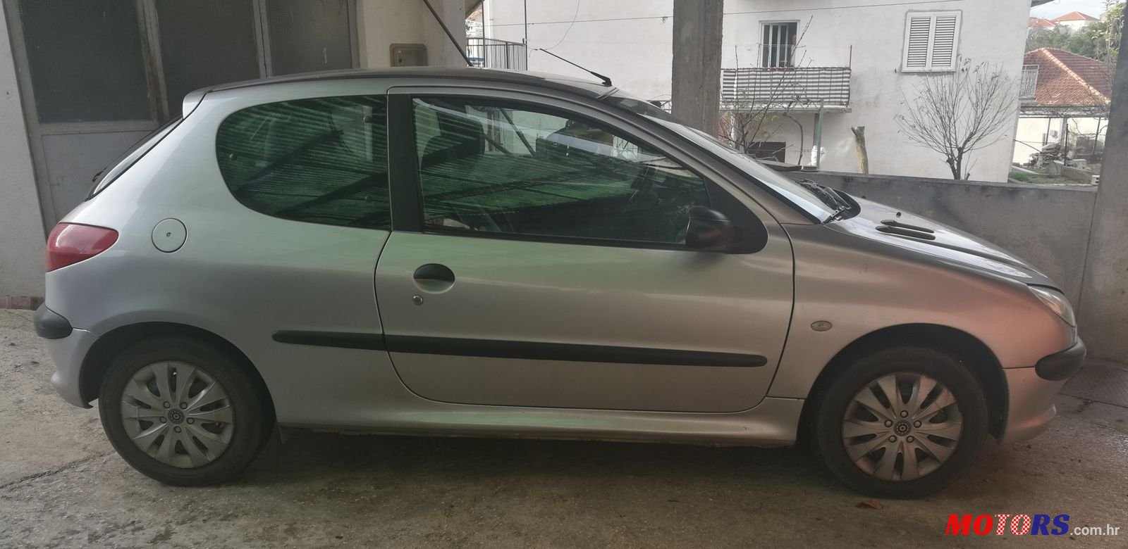 2000' Peugeot 206 photo #3