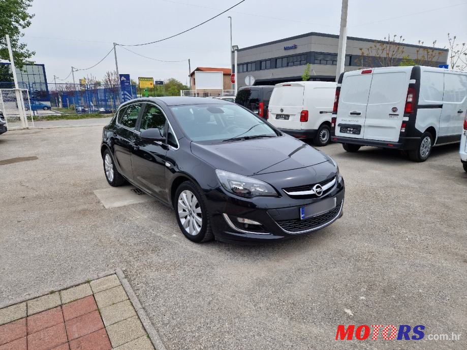2014' Opel Astra 1.7 Cdti photo #2
