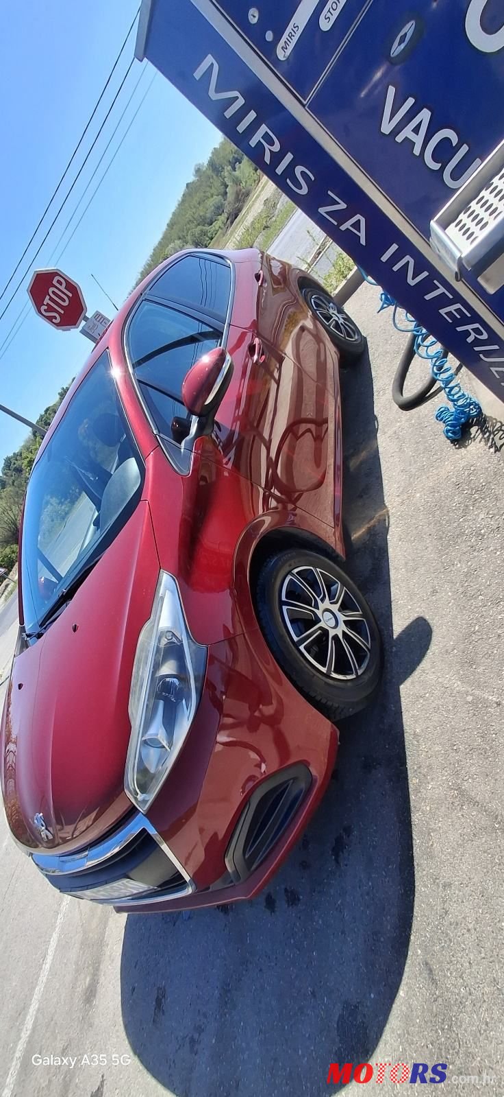 2015' Peugeot 208 1,0 photo #4