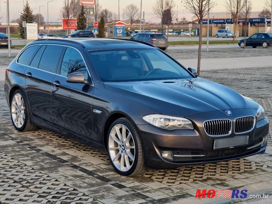 2011' BMW Serija 5 530D photo #3