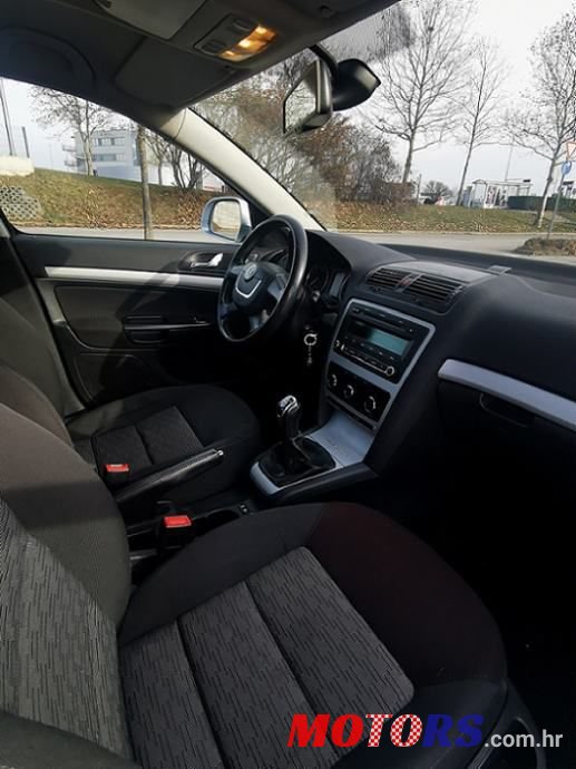 2011' Skoda Octavia 1,6 Tdi photo #5