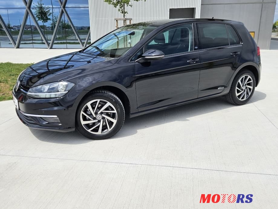 2017' Volkswagen Golf VII 1,6 Tdi photo #1