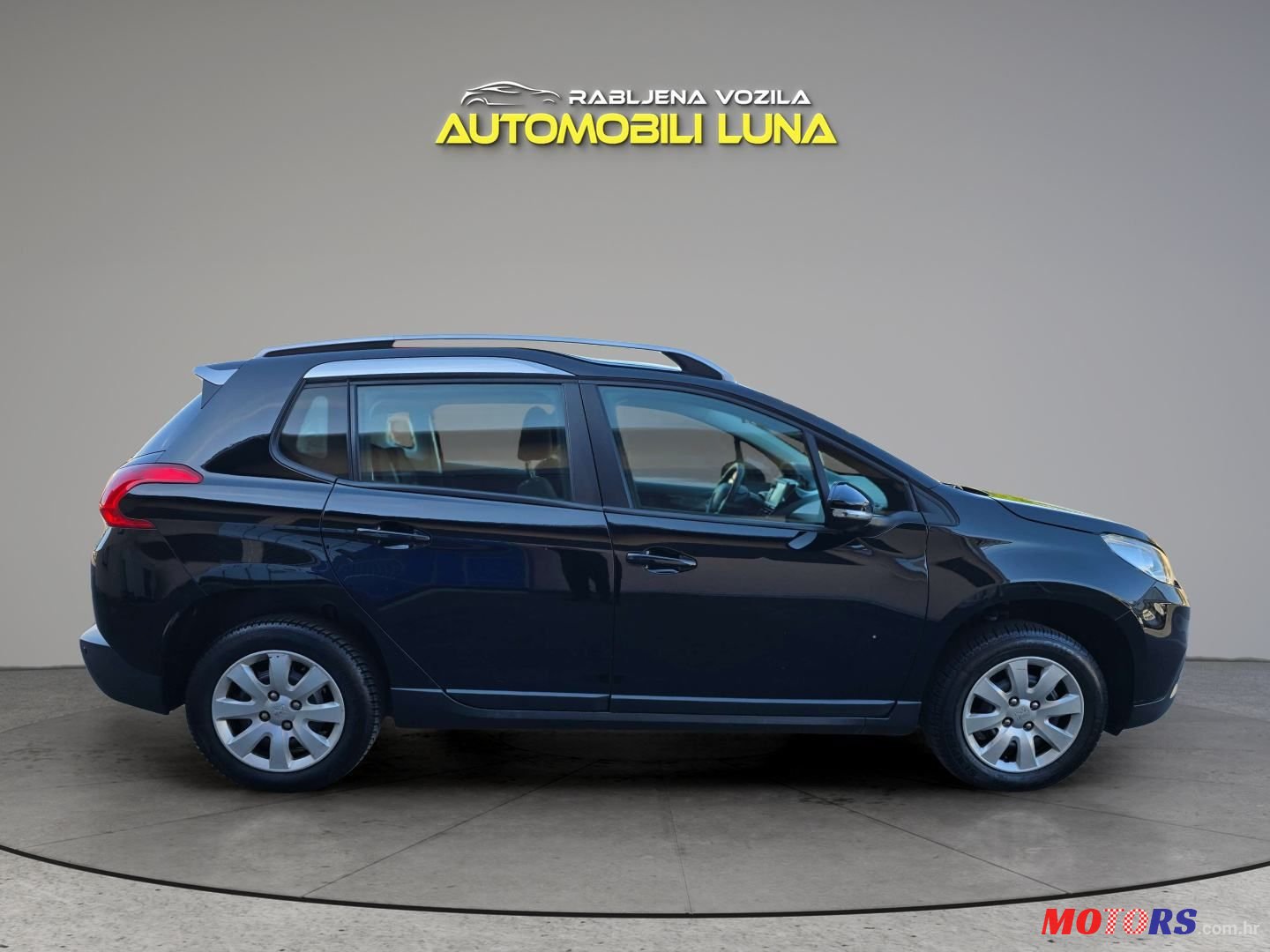 2016' Peugeot 2008 1,2 photo #6