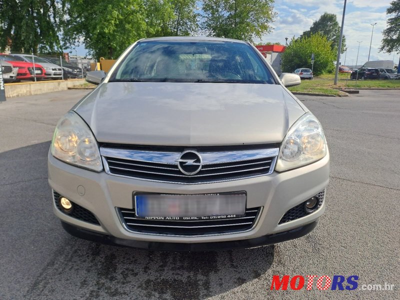 2009' Opel Astra 1,4 16V photo #2