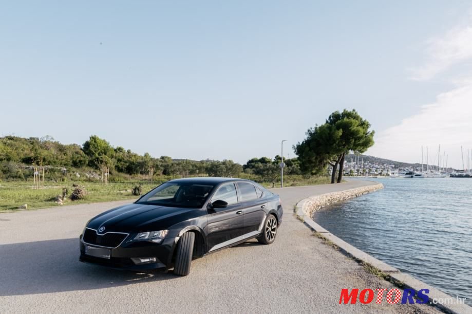 2018' Skoda Superb 2,0 Tdi Dsg photo #3