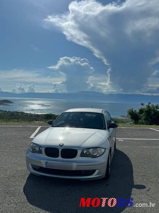 2008' BMW Serija 1 118D photo #2