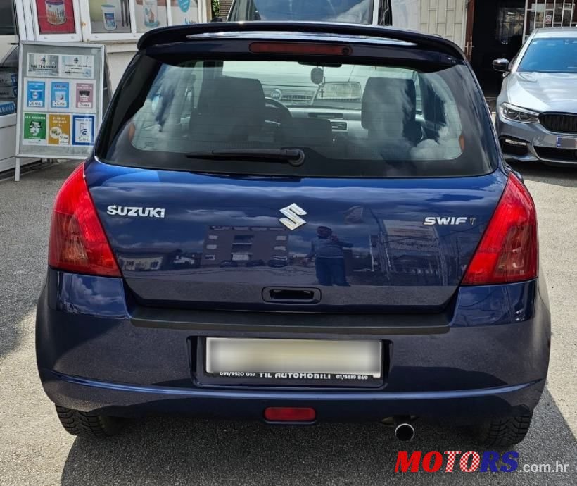2005' Suzuki Swift 1.3 Ddis photo #5