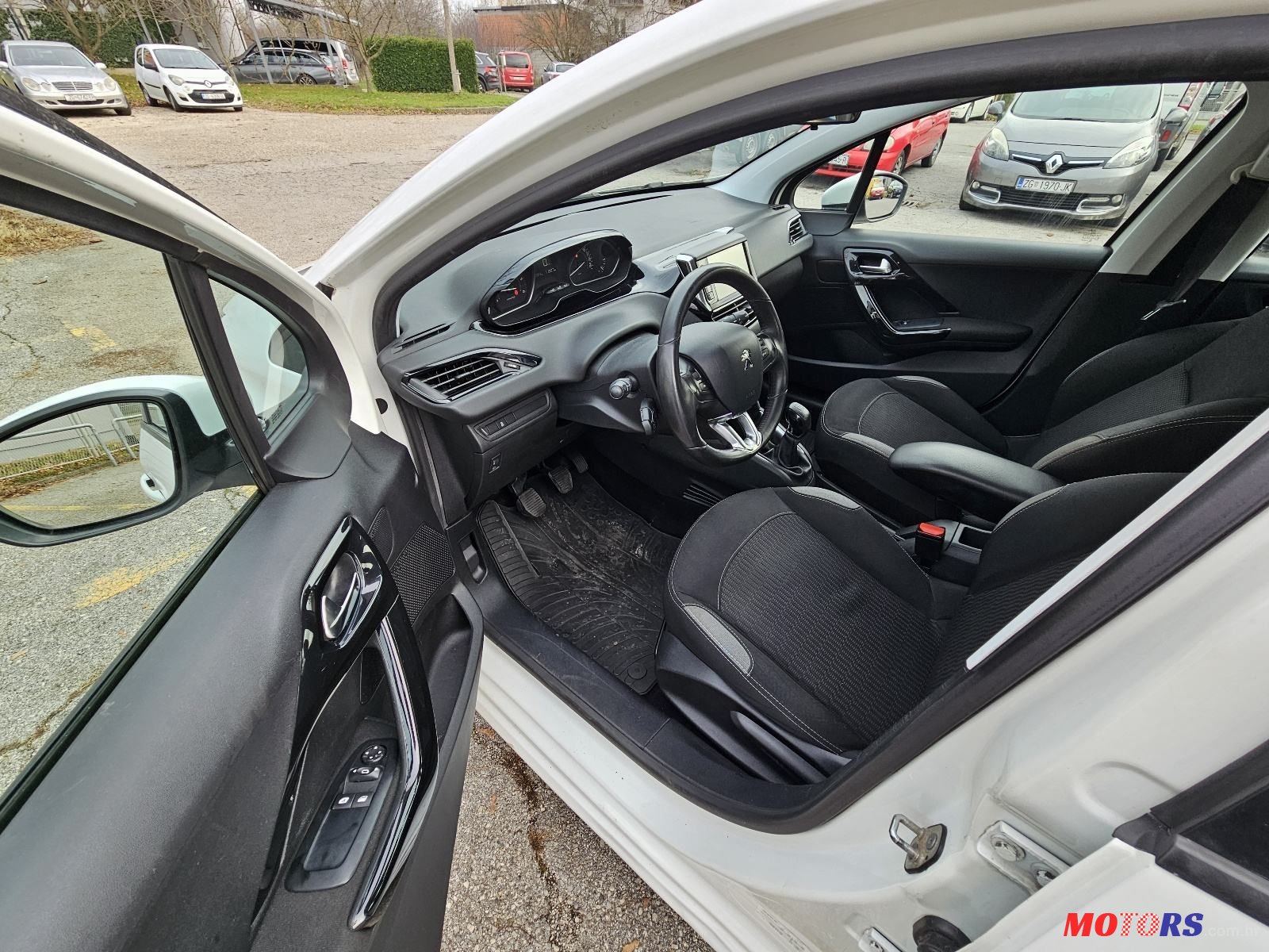 2016' Peugeot 208 1,6 Bluehdi photo #6