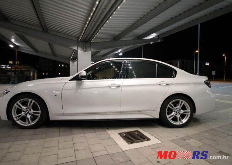 2012' BMW Serija 3 320D photo #1