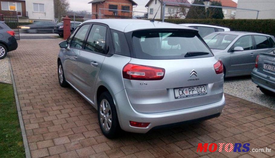 2014' Citroen C4 Picasso photo #2