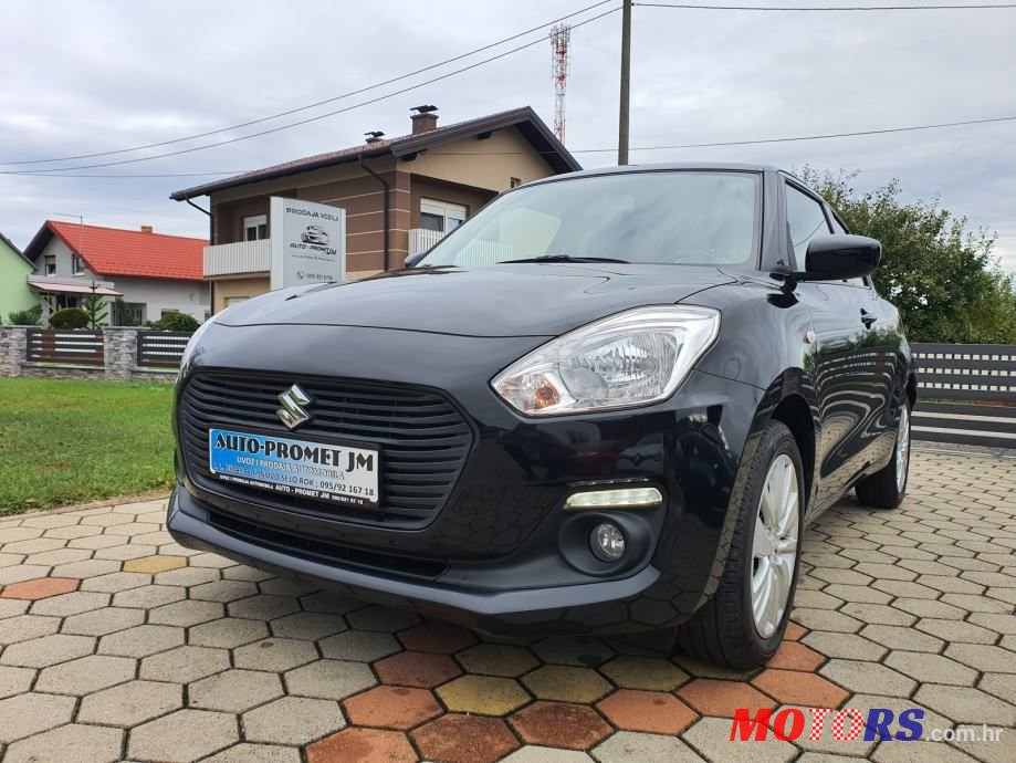 2018' Suzuki Swift photo #1