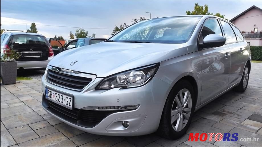 2015' Peugeot 308 Sw photo #3