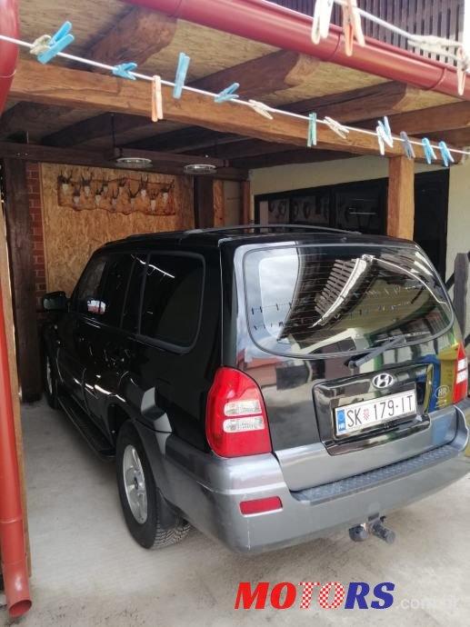 2006' Hyundai Terracan photo #1