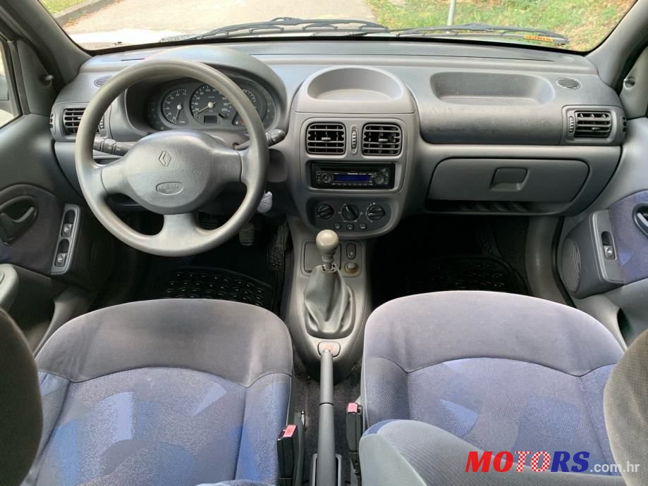 1998' Renault Clio 1,4 photo #6