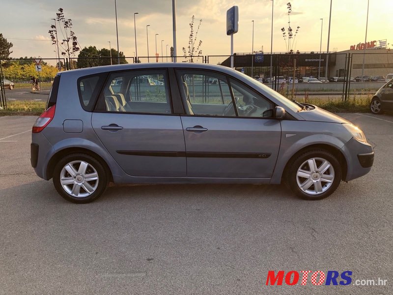 2007' Renault Scenic 1,5 Dci photo #2