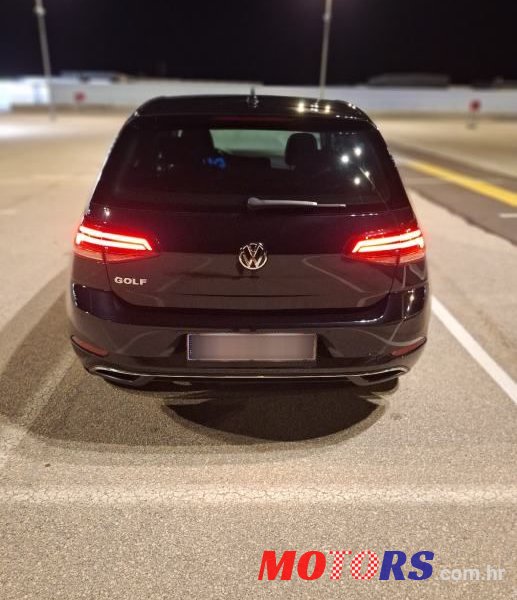 2019' Volkswagen Golf VII 1,6 Tdi photo #2