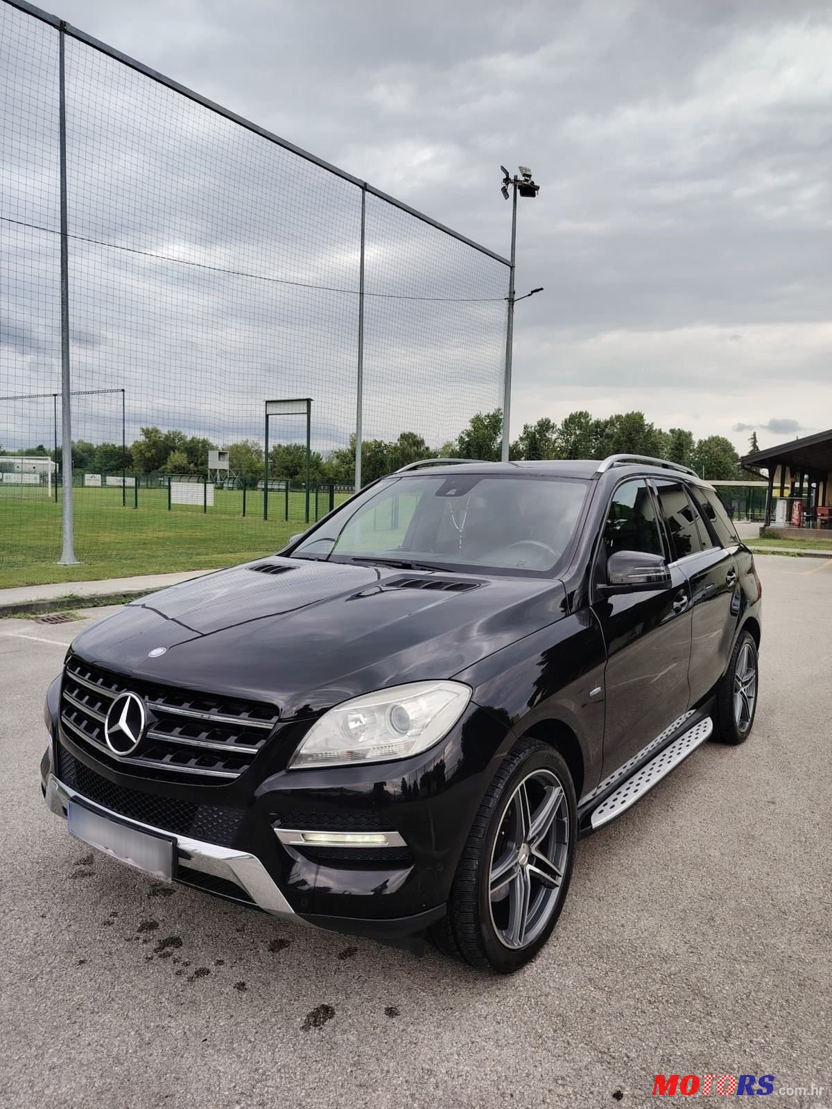 2011' Mercedes-Benz Ml 250 Bluetek photo #2