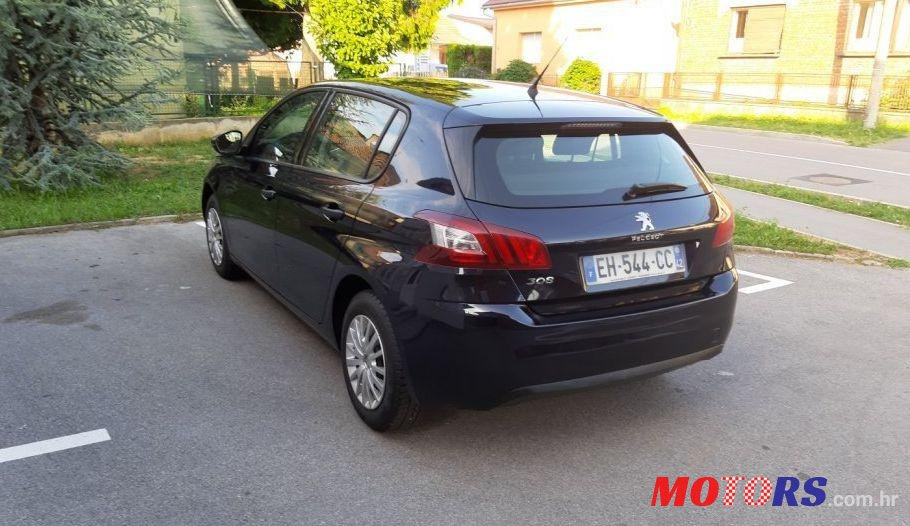 2016' Peugeot 308 photo #3