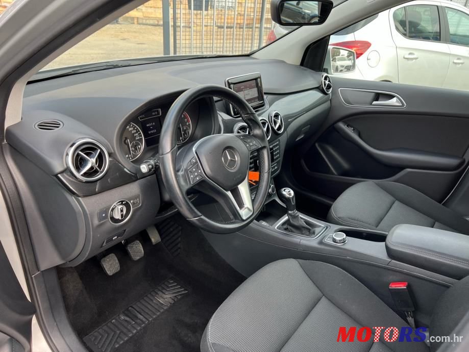 2012' Mercedes-Benz B-Klasa 180 Cdi photo #6