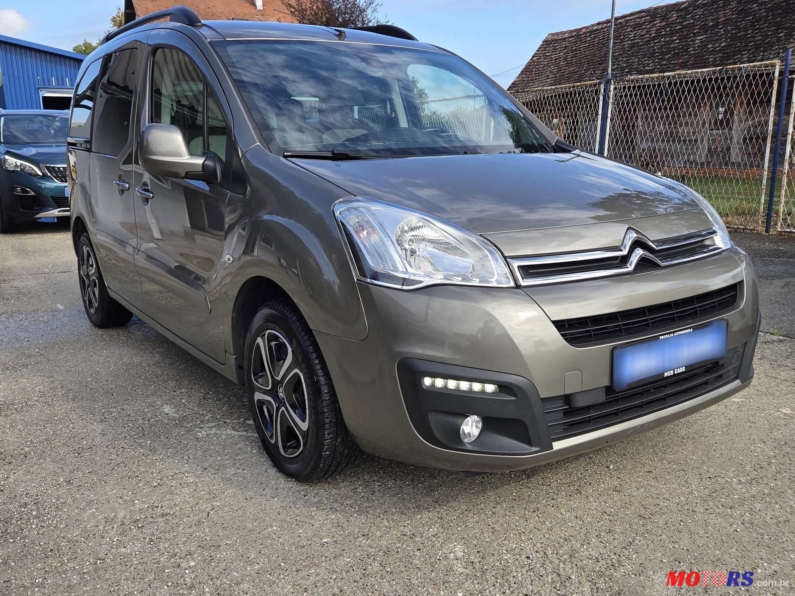 2017' Citroen Berlingo Bluehdi photo #2