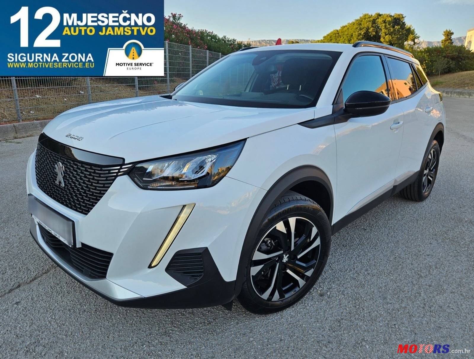 2022' Peugeot 2008 1,5 photo #1